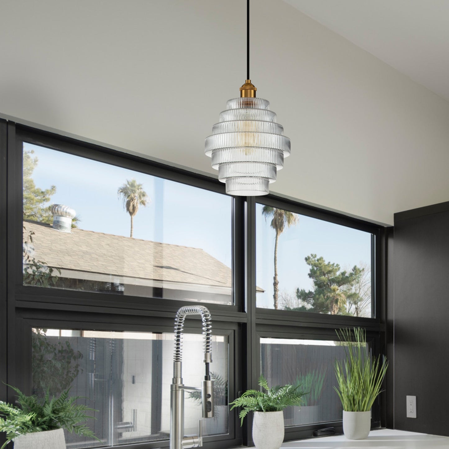 Lampadario a sospensione in ottone anticato a 1 luce C Cattleya con paralume in vetro a strisce - Ottone anticato