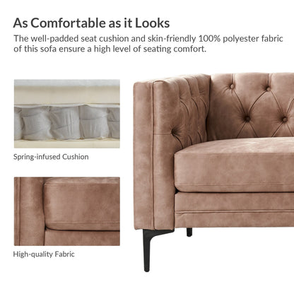 Divano classico con braccioli quadrati Calymne 84 e schienale con bottoni trapuntati di HULALA HOME