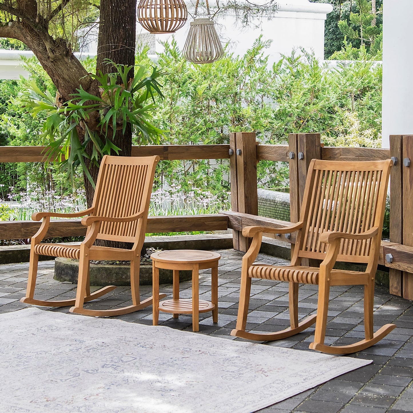 Set di sedie a dondolo da esterno Cambridge Casual Chara in teak, 3 pezzi