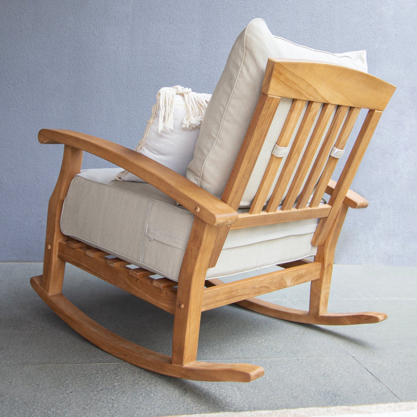 Set da giardino Cambridge Casual Leon in teak da 3 pezzi con cuscino