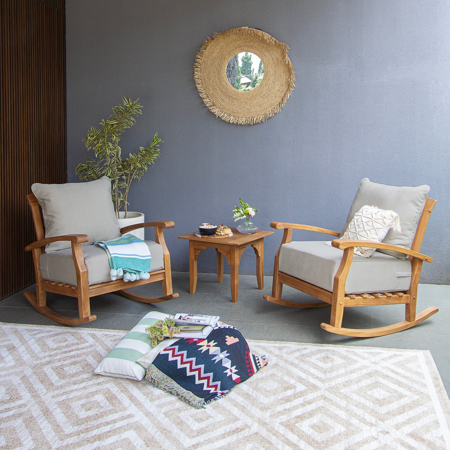 Set da giardino Cambridge Casual Leon in teak da 3 pezzi con cuscino