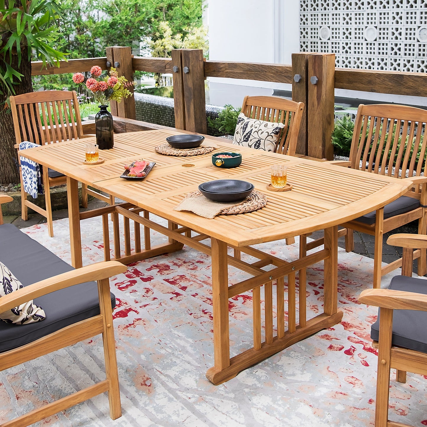 Set da pranzo estensibile per patio Cambridge Casual Leon in teak da 6 pezzi