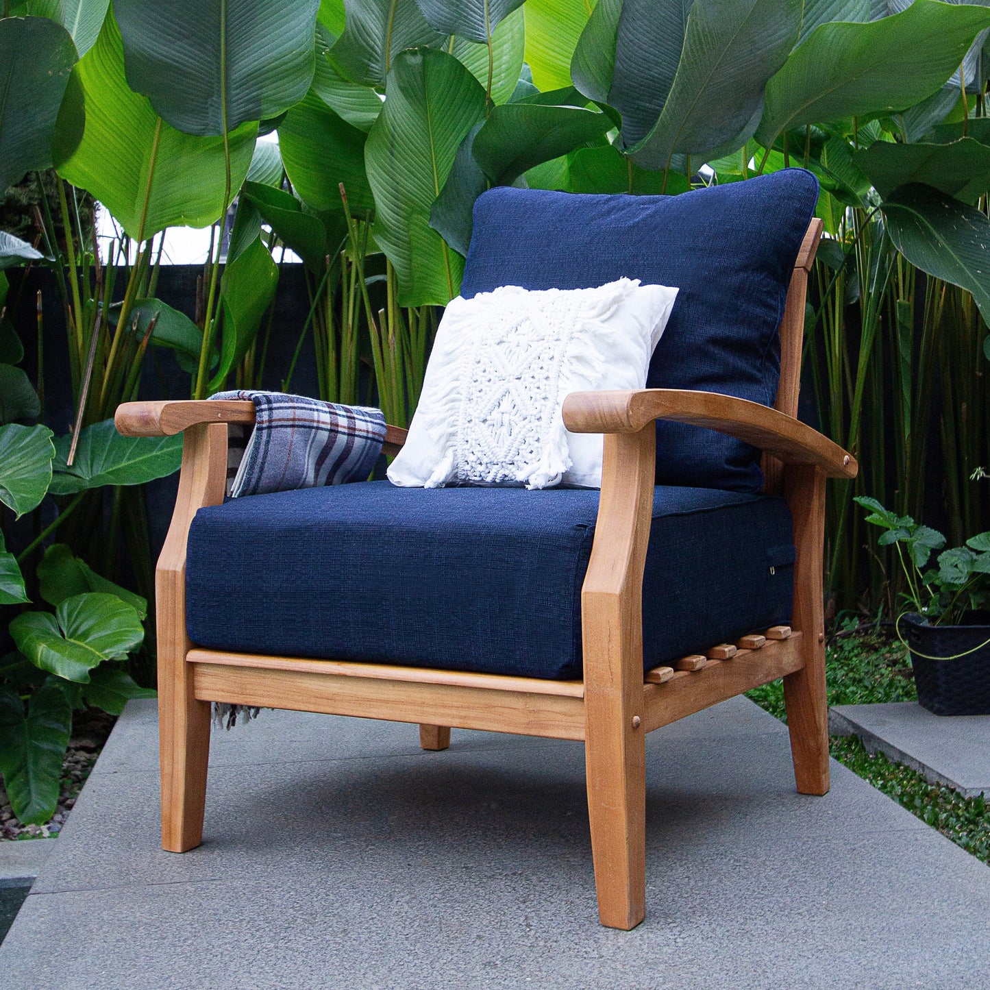 Set da conversazione per patio in teak Cambridge Casual Leon da 7 pezzi