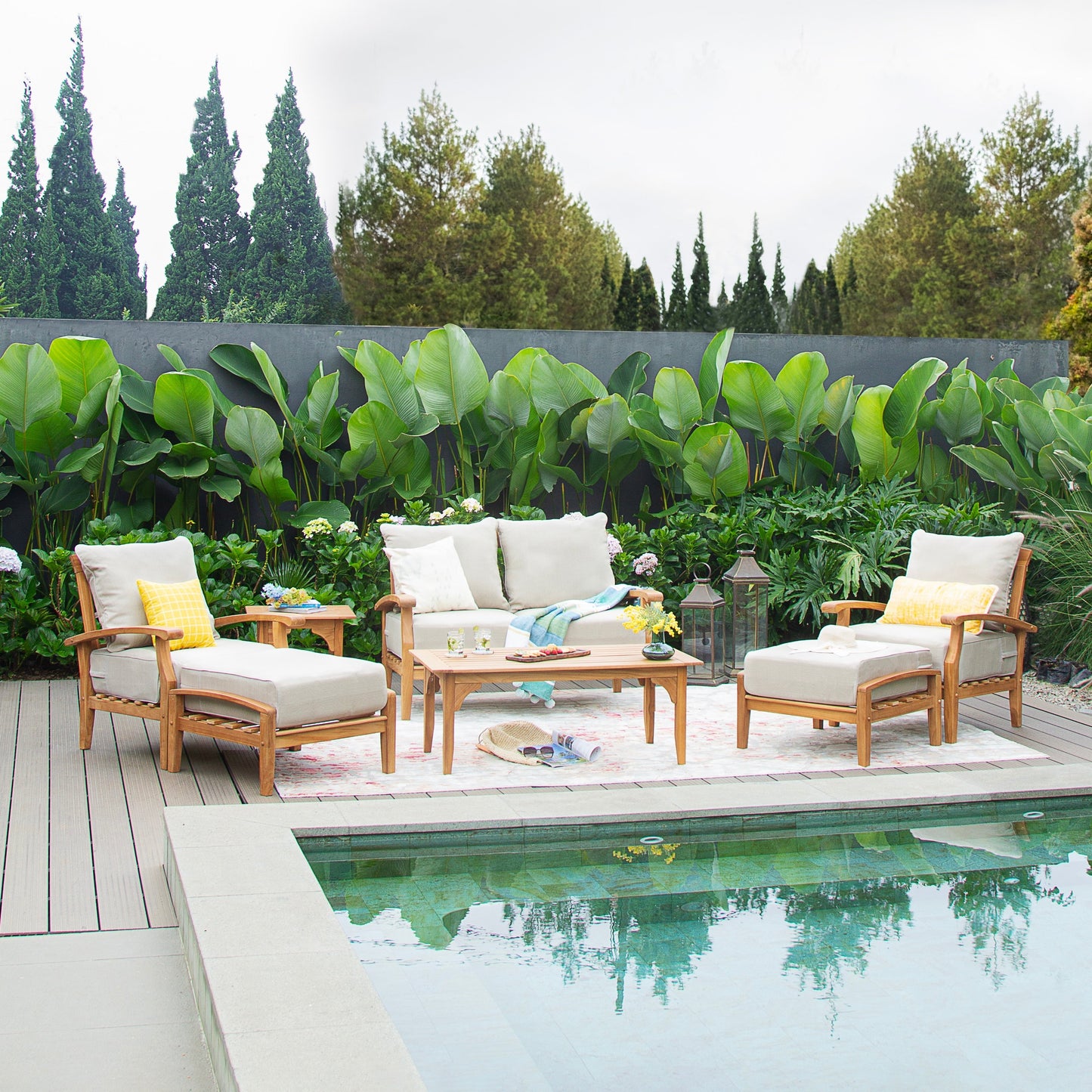 Set da conversazione per patio in teak Cambridge Casual Leon da 7 pezzi