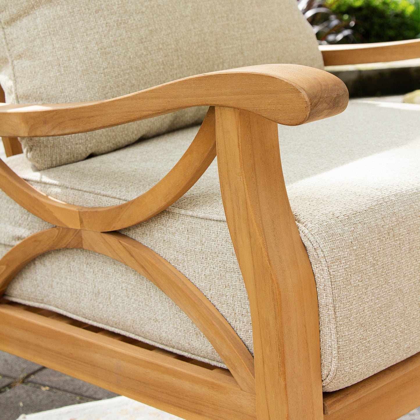 Set da conversazione per esterni Cambridge Casual Lowell in legno di teak da 5 pezzi