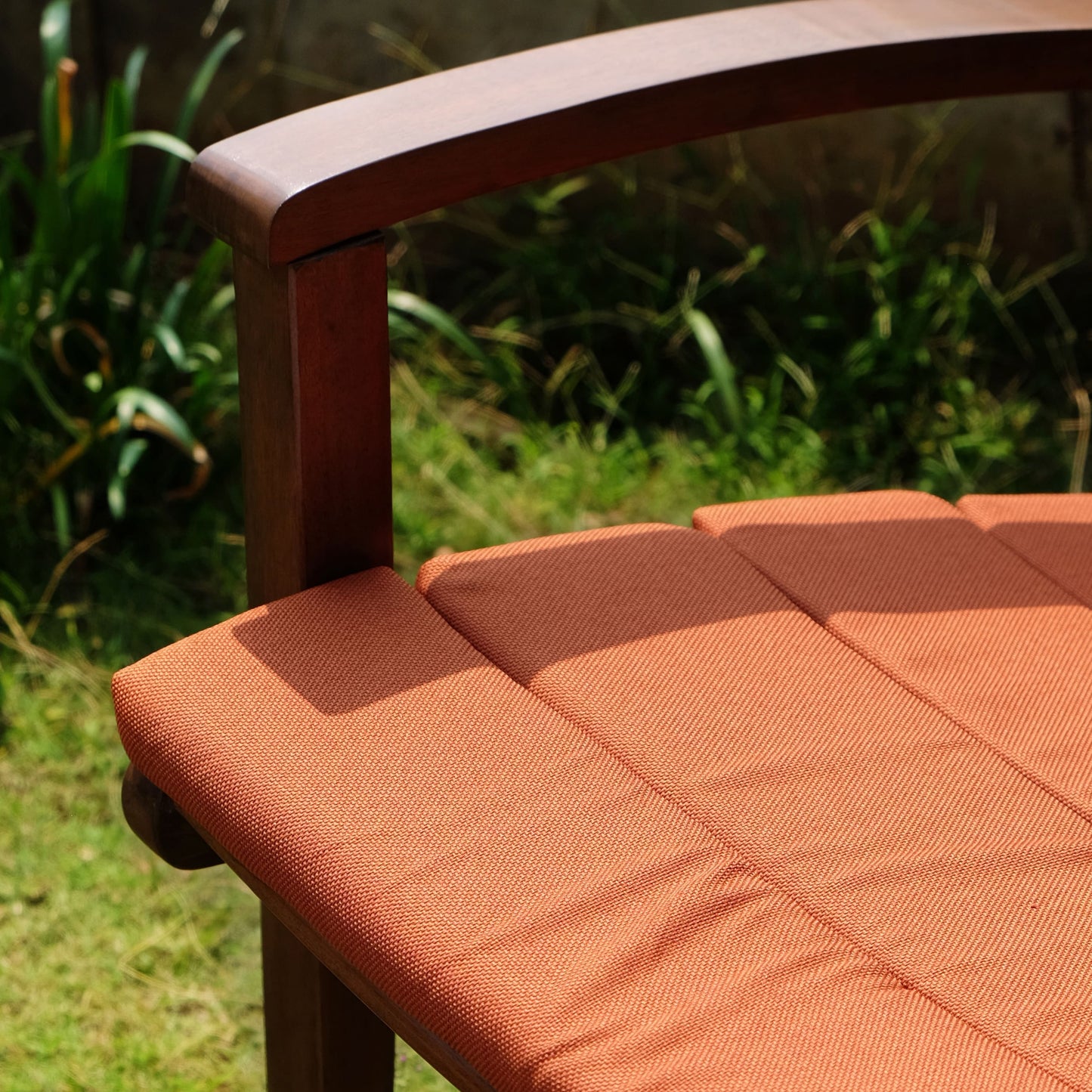 Set da esterno Cambridge Casual West Lake da 3 pezzi con cuscino