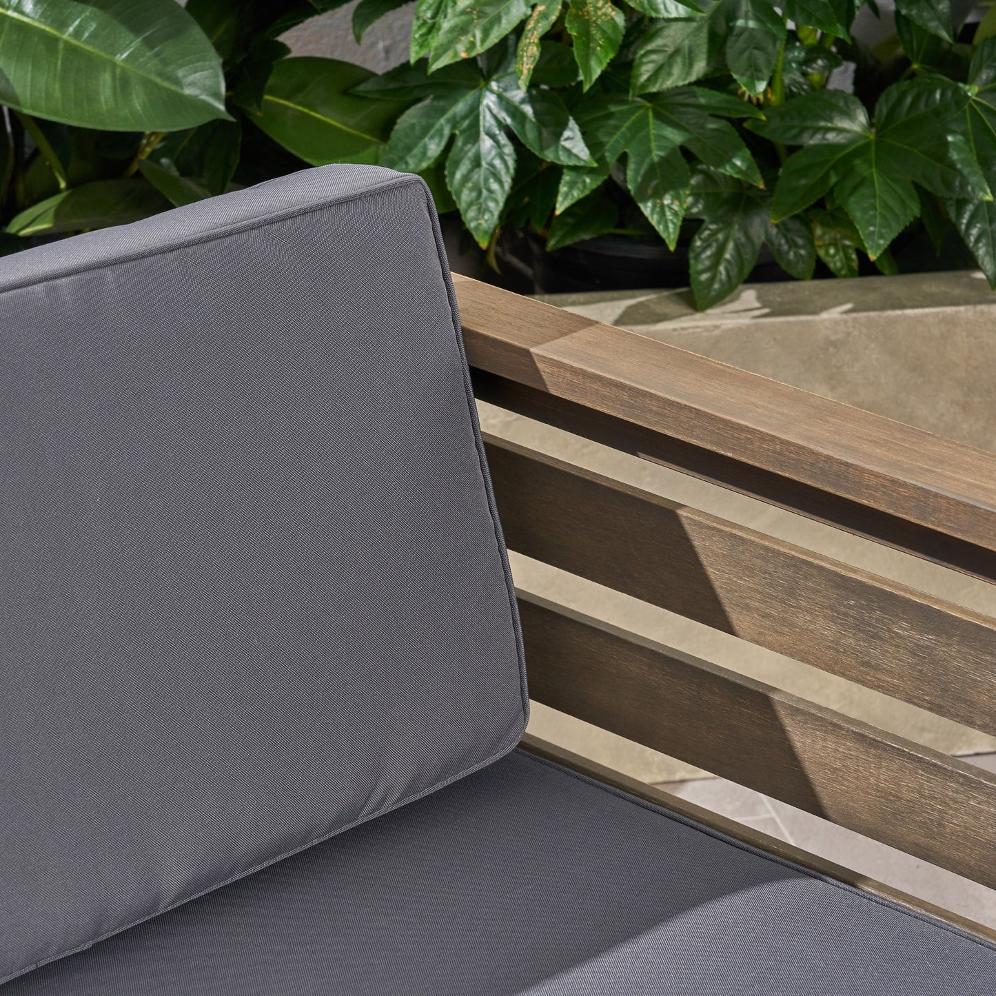 Set di divani Cambridge Outdoor Wood da 5 pezzi di Christopher Knight Home