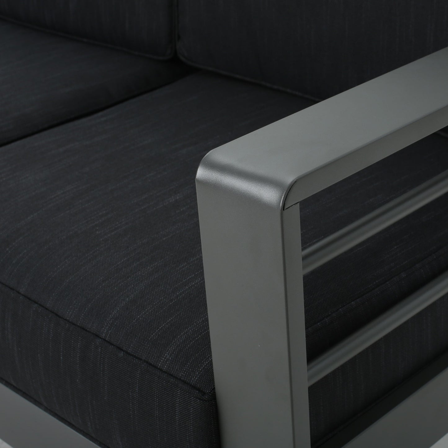 Set di divani componibili da esterno in alluminio Cape Coral con tavolo da fuoco di Christopher Knight Home