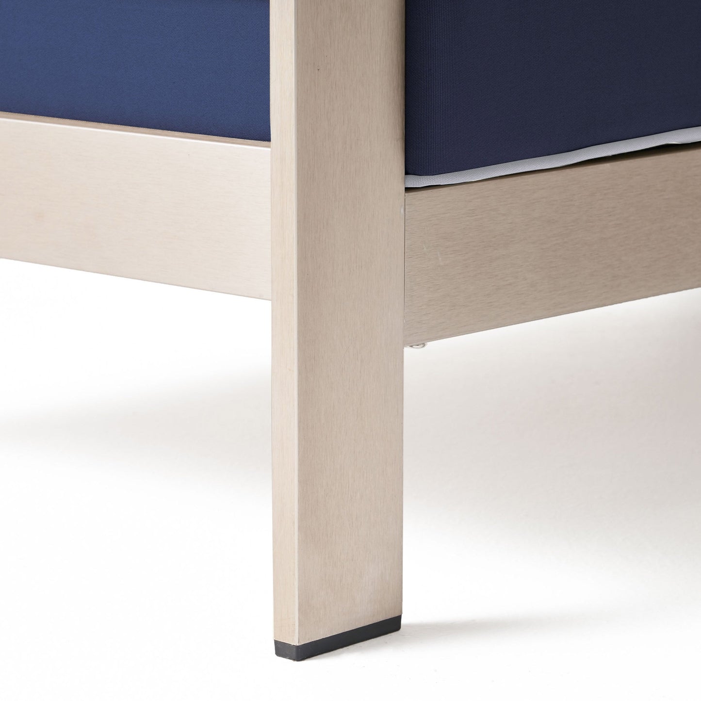 Set da esterno in alluminio Cape Coral da 3 pezzi con tavolo a forma di C di Christopher Knight Home