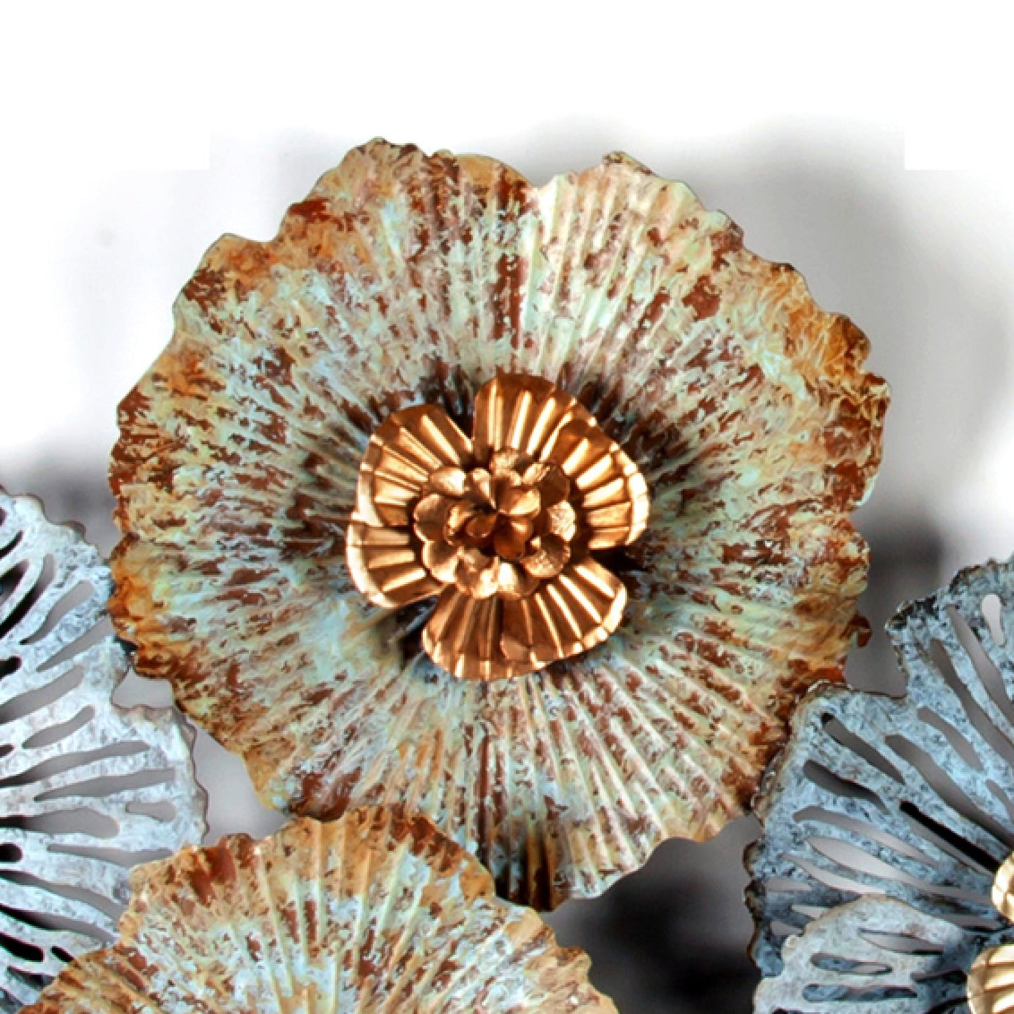 Arte murale in metallo anticato multicolore Carbon Loft con fiori