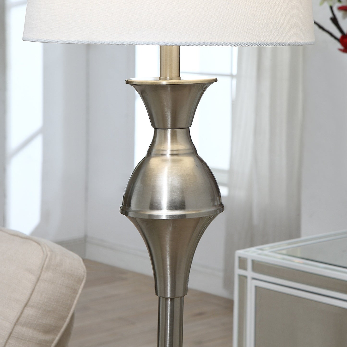 Lampada da terra in metallo argento Murray 60 della collezione Crestview - 14x14x60,5