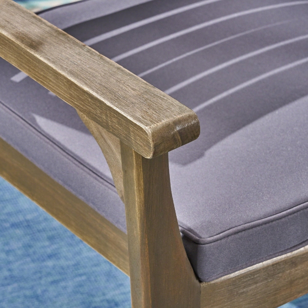 Set da pranzo rotondo in acacia da 4 posti Casa Outdoor con gambe intagliate di Christopher Knight Home