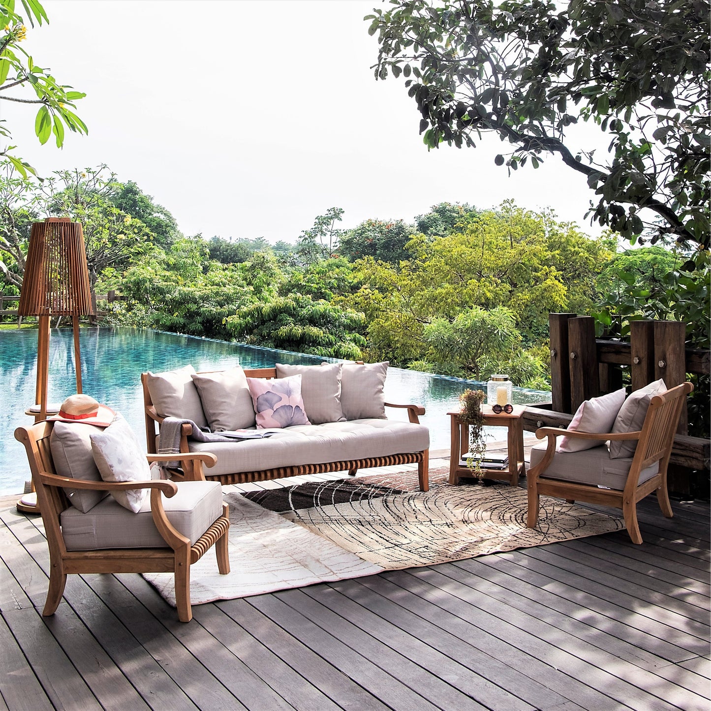 Set da conversazione per patio Cambridge Casual Chara in teak da 4 pezzi