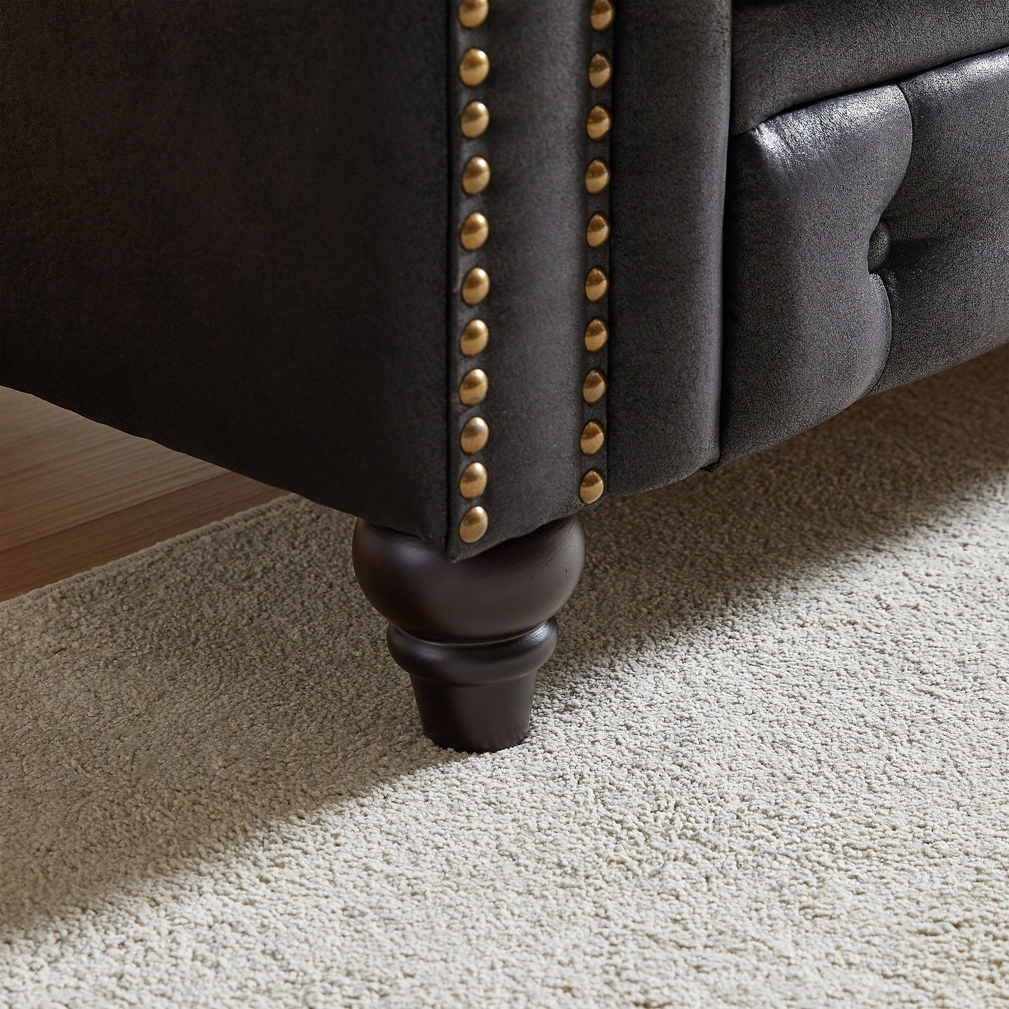 Divano Chesterfield 85.5 Tech Fabric a 3 posti con cuscini