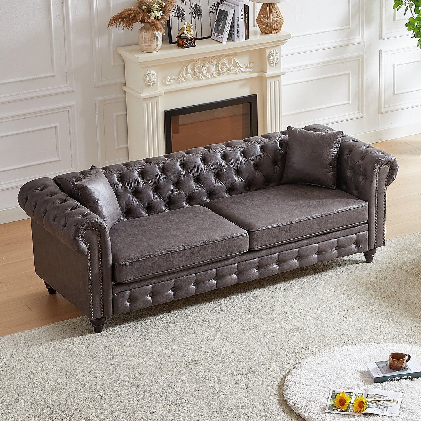 Divano Chesterfield 85.5 Tech Fabric a 3 posti con cuscini