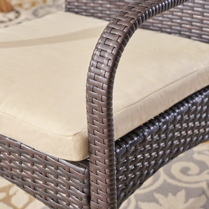 Set da pranzo Chilton Outdoor da 5 pezzi in legno di acacia e vimini di Christopher Knight Home