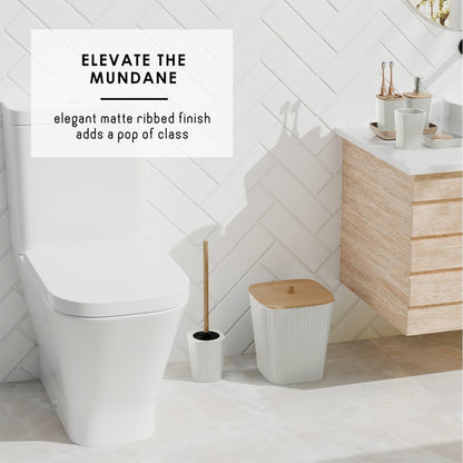 Set di accessori da bagno in bambù Clara Clark con tenda da doccia, scopino per WC, cestino e dispenser di sapone