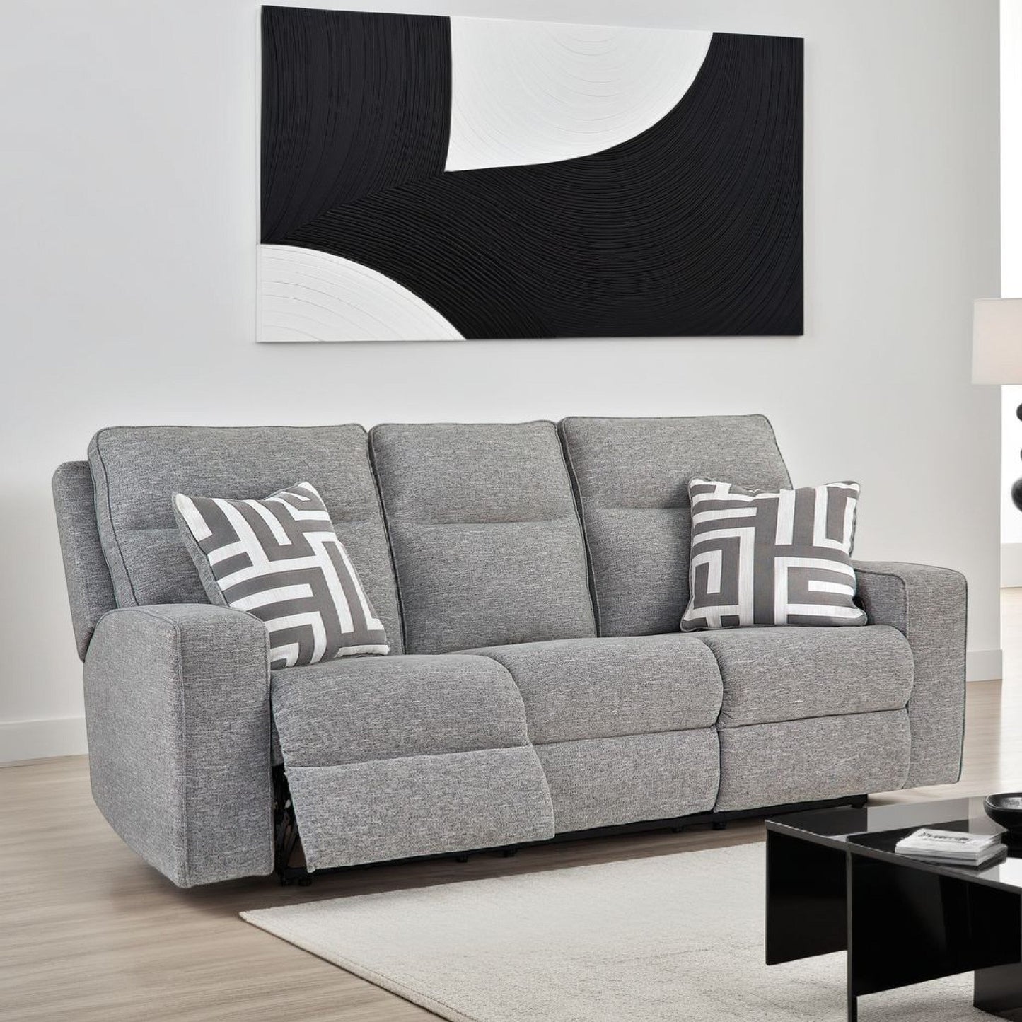 Divano reclinabile Cloe Power, grigio Performance Nuvella, 2 cuscini, 88 pollici