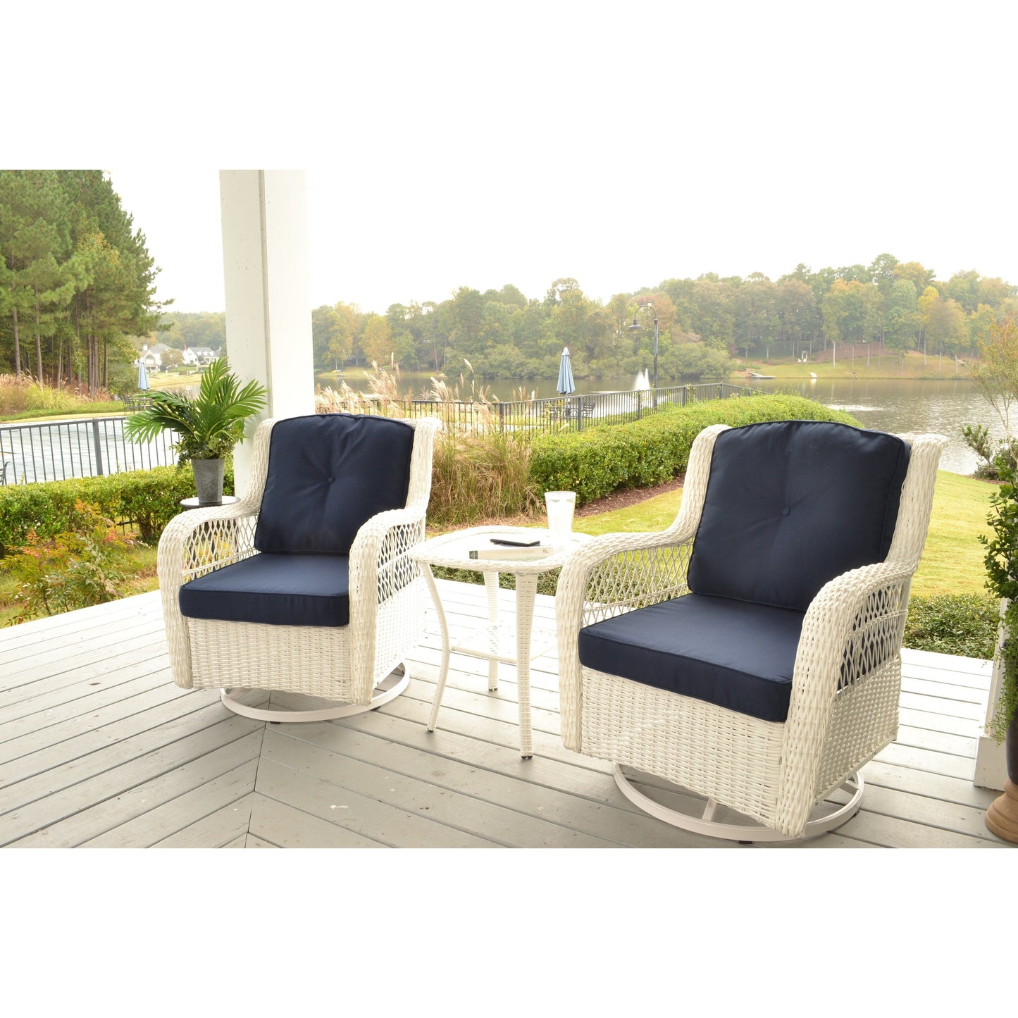 Set di sedie girevoli in vimini Rio Vista Outdoor (3 pezzi)