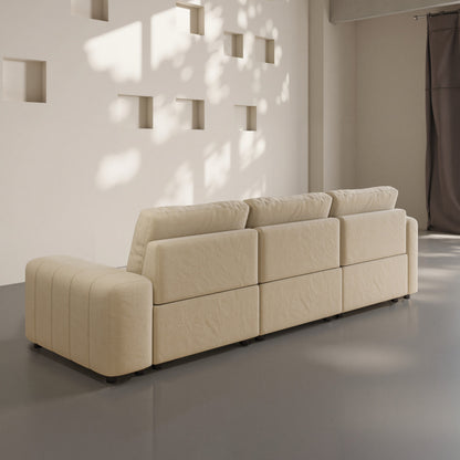 Divano combinato a tre posti, materiale antigraffio per gatti, braccioli alti e bassi, design Bacta Style beige