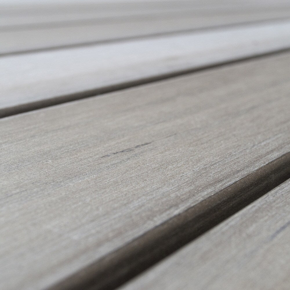 Set da pranzo per esterni Tumaco Sun-bleached Grey da 7 pezzi di Havenside Home