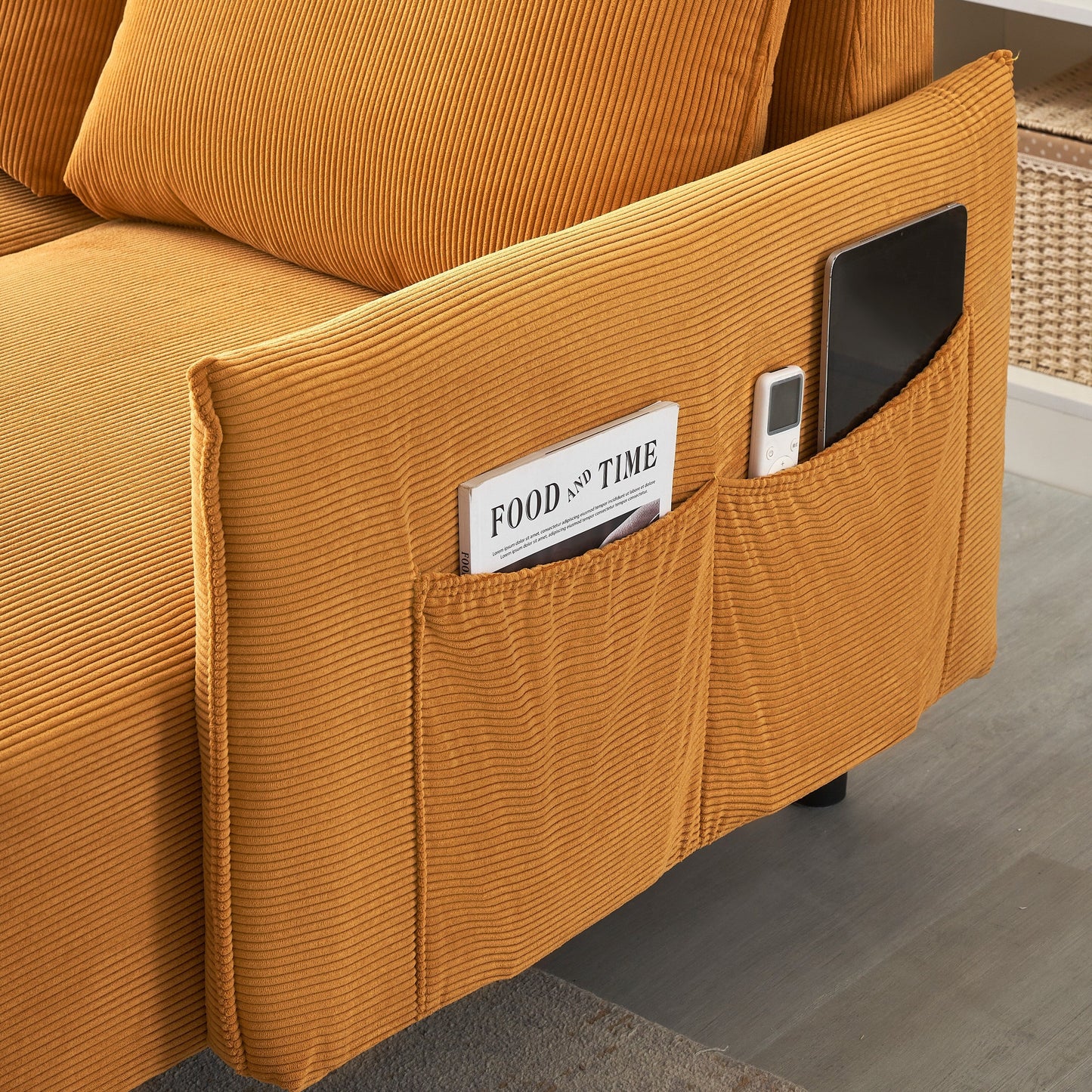 Divano reclinabile in velluto a coste con gambe affusolate in metallo, divano lungo con 3 cuscini coordinati e tasche laterali per soggiorno