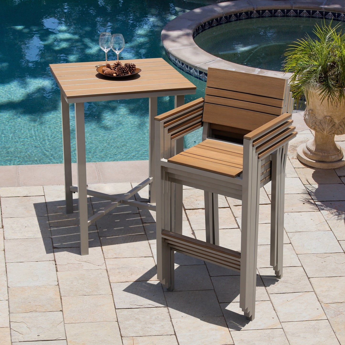 Set da bar per esterni Corvus Jasmine da 5 pezzi con cuscini Sunbrella