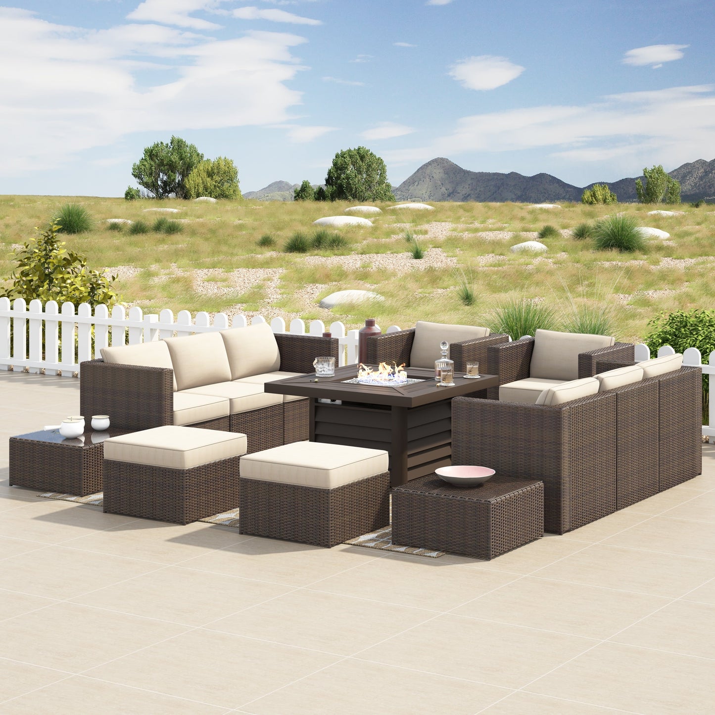 Set di mobili da giardino componibili in vimini intrecciato Corvus Trey da 13 pezzi con tavolo da fuoco