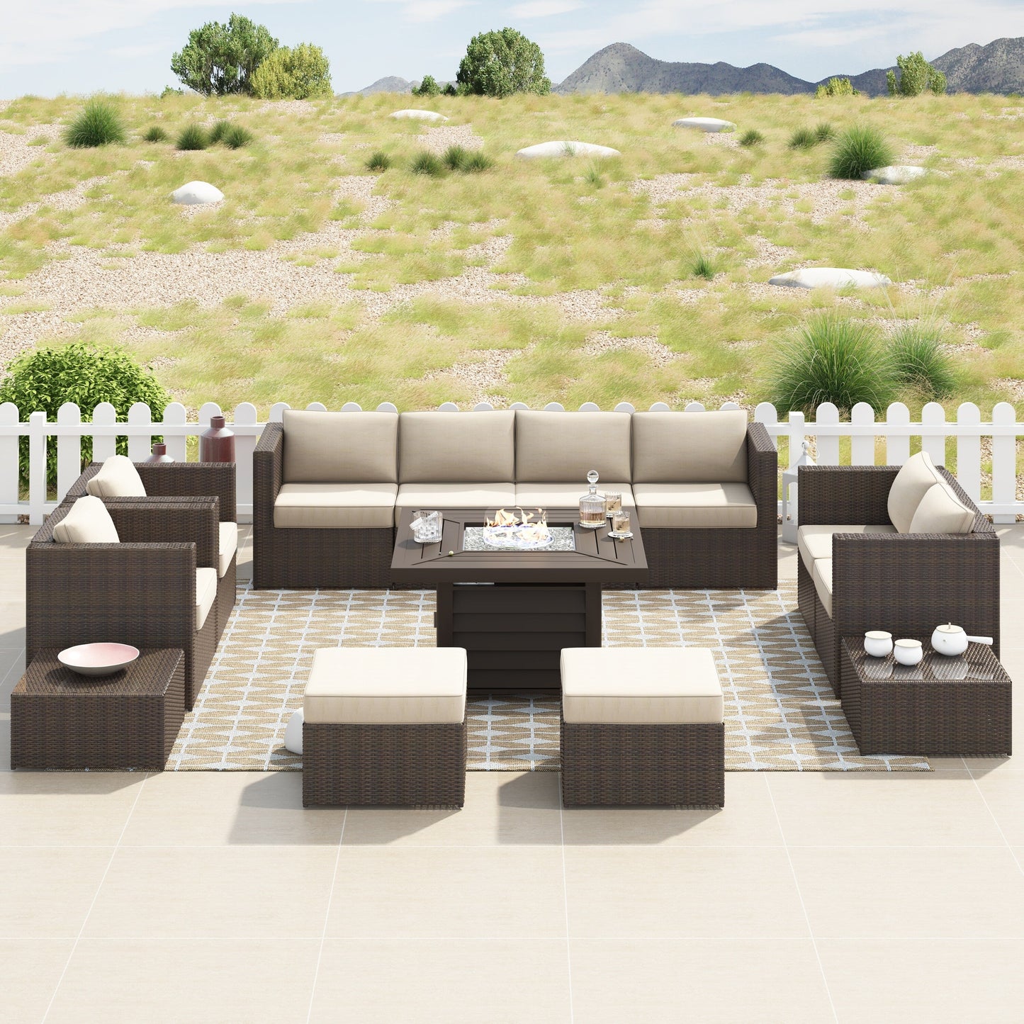 Set di mobili da giardino componibili in vimini intrecciato Corvus Trey da 13 pezzi con tavolo da fuoco