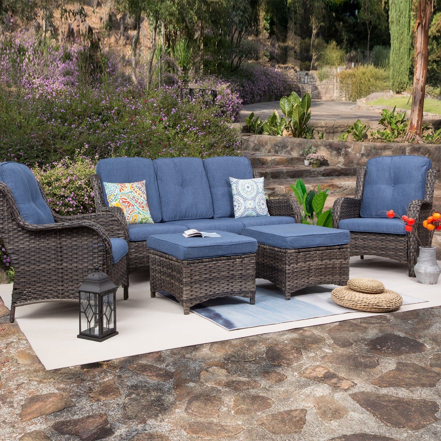 Set da conversazione per patio esterno in vimini Cozywor da 5 pezzi