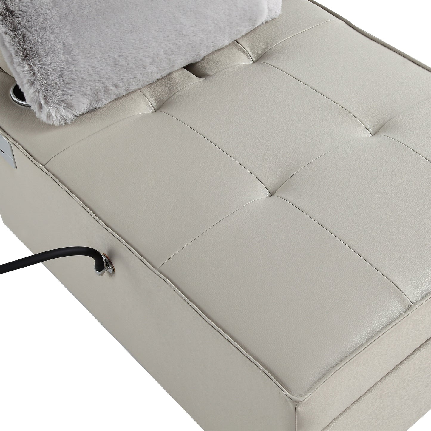 Divano letto in pelle color crema con altoparlante Bluetooth e porte USB