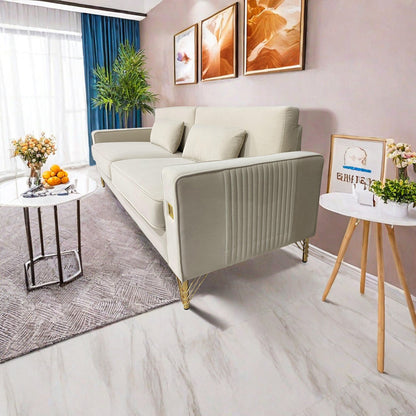 Divano moderno in velluto bianco crema 85.63 a 3 posti con dettagli dorati e cuscini morbidi per il soggiorno