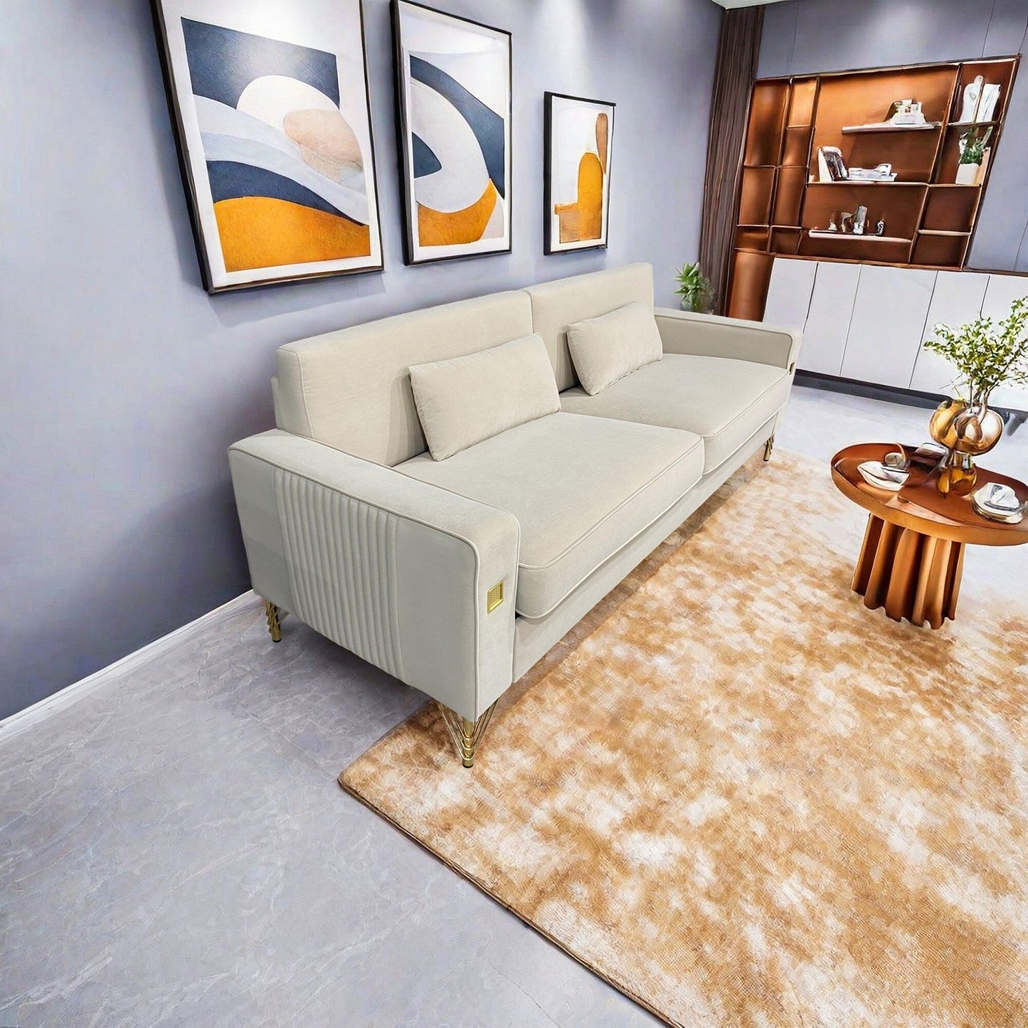 Divano a 3 posti in velluto bianco crema con dettagli dorati