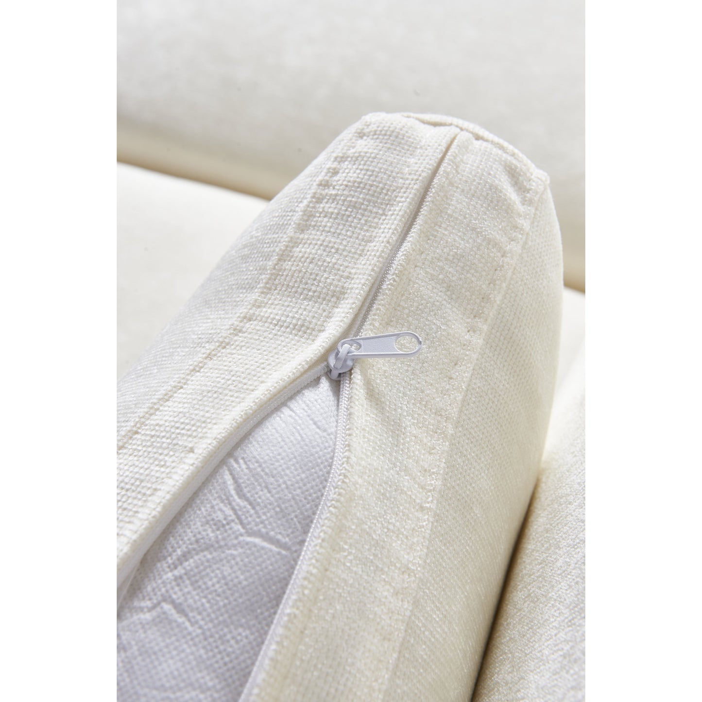 Divano componibile in ciniglia bianco crema con struttura in legno