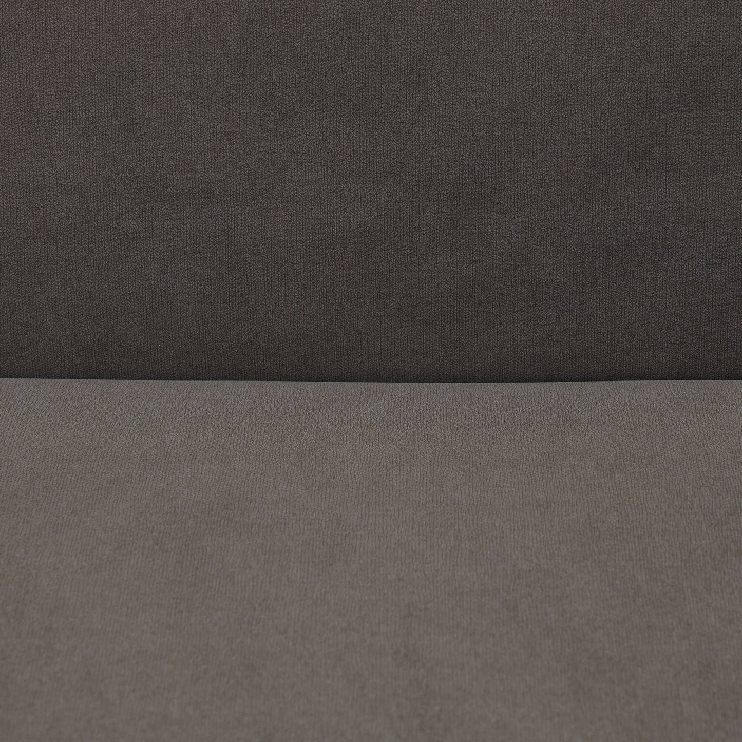 Divano monoblocco per soggiorno in tessuto soffice e traspirante grigio scuro