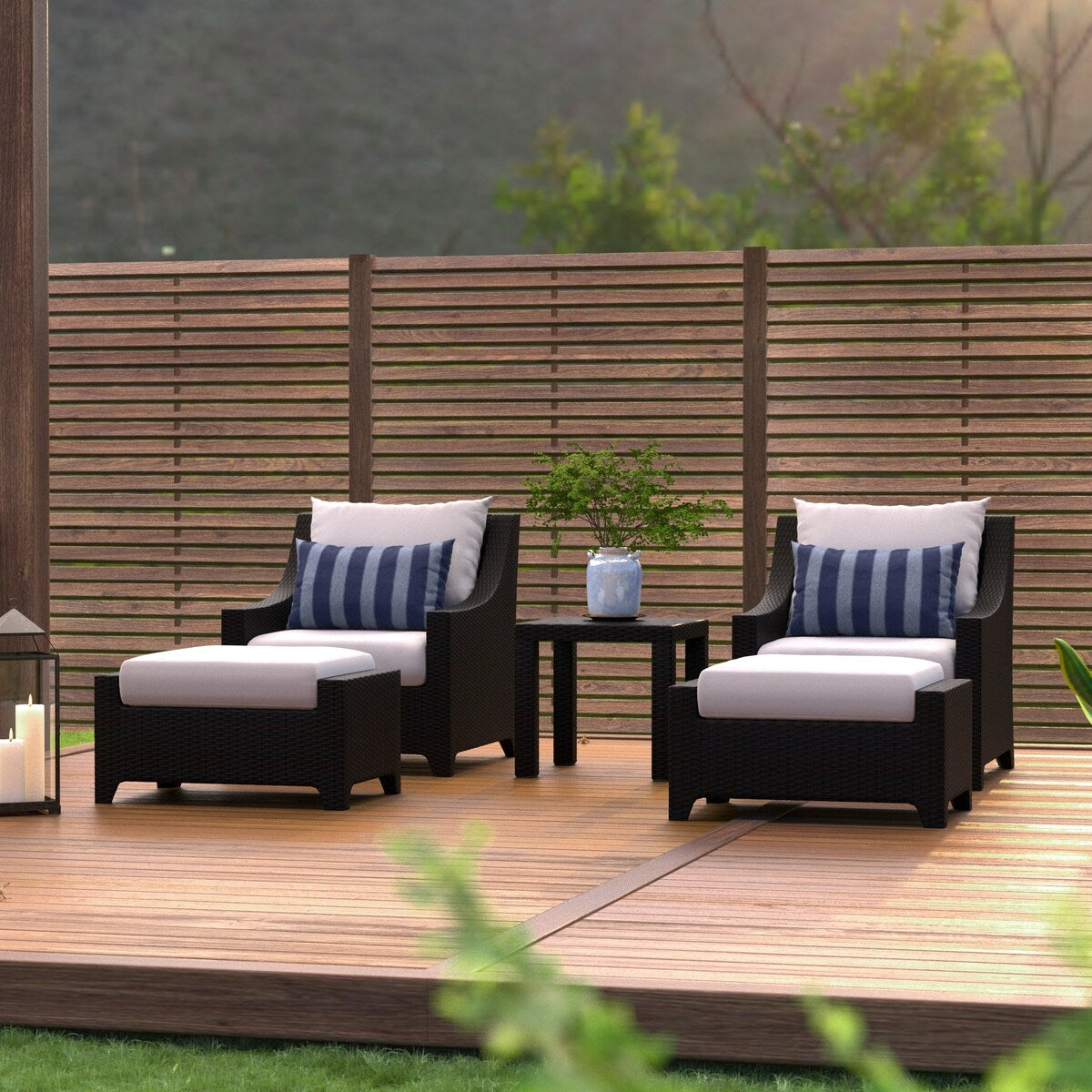 Set di 5 sedie da esterno e pouf da patio Deco Sunbrella