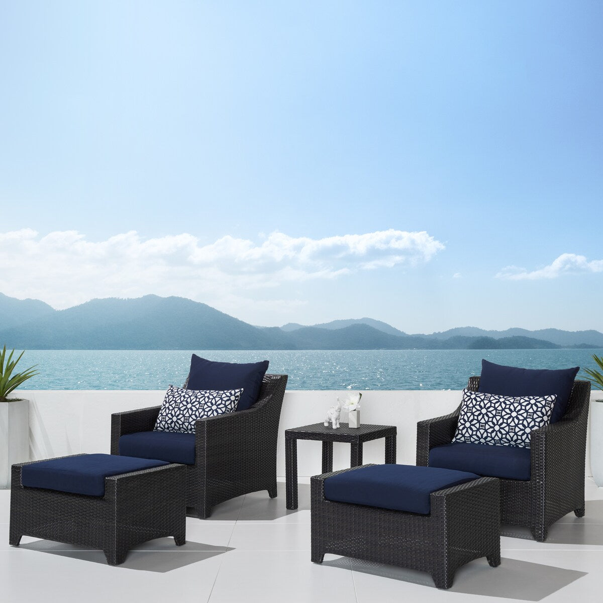 Set di 5 sedie da esterno e pouf da patio Deco Sunbrella