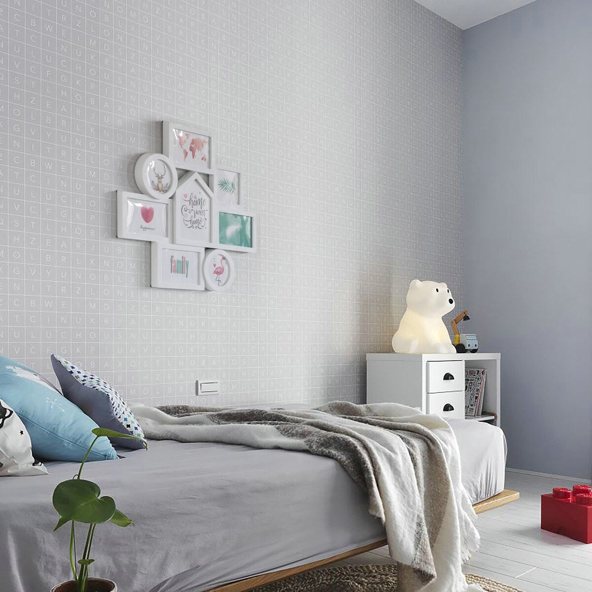 Cornice portafoto moderna decorativa da parete per collage di 8 foto di diverse dimensioni, bianca