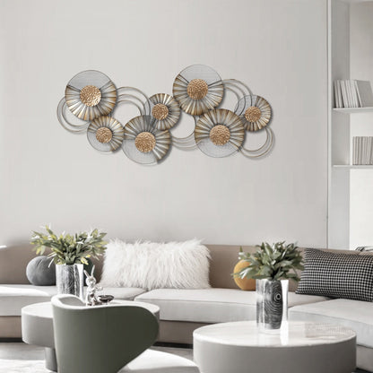 Decorazione da parete moderna con fiori in metallo grigio e oro anticato