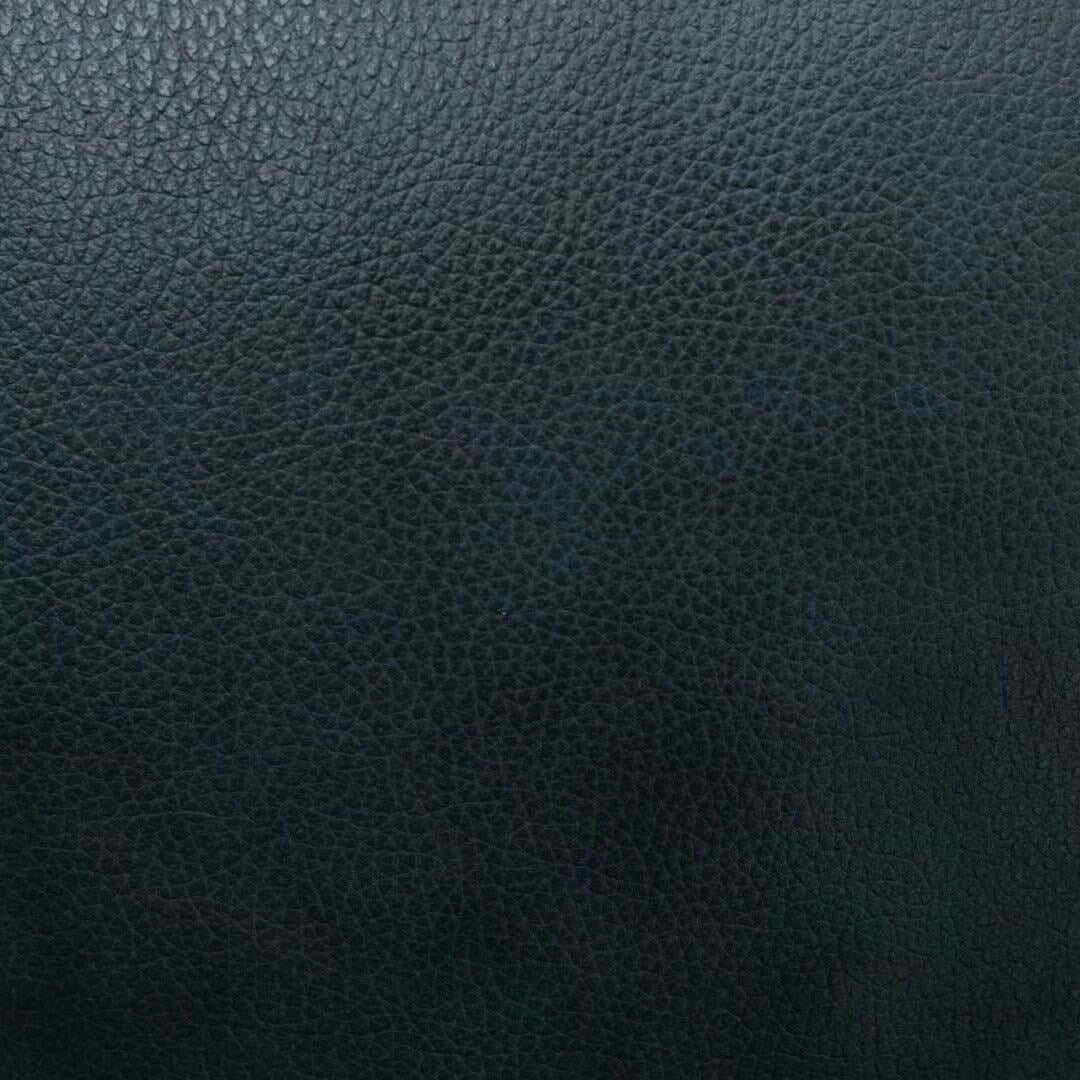 Poltrona reclinabile Ebello in vera pelle con schienale alto