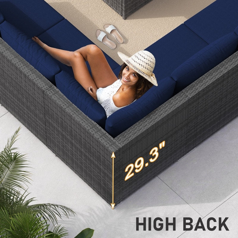 Set di divani componibili per esterni FINCATI in vimini grigio con tavolo e braciere