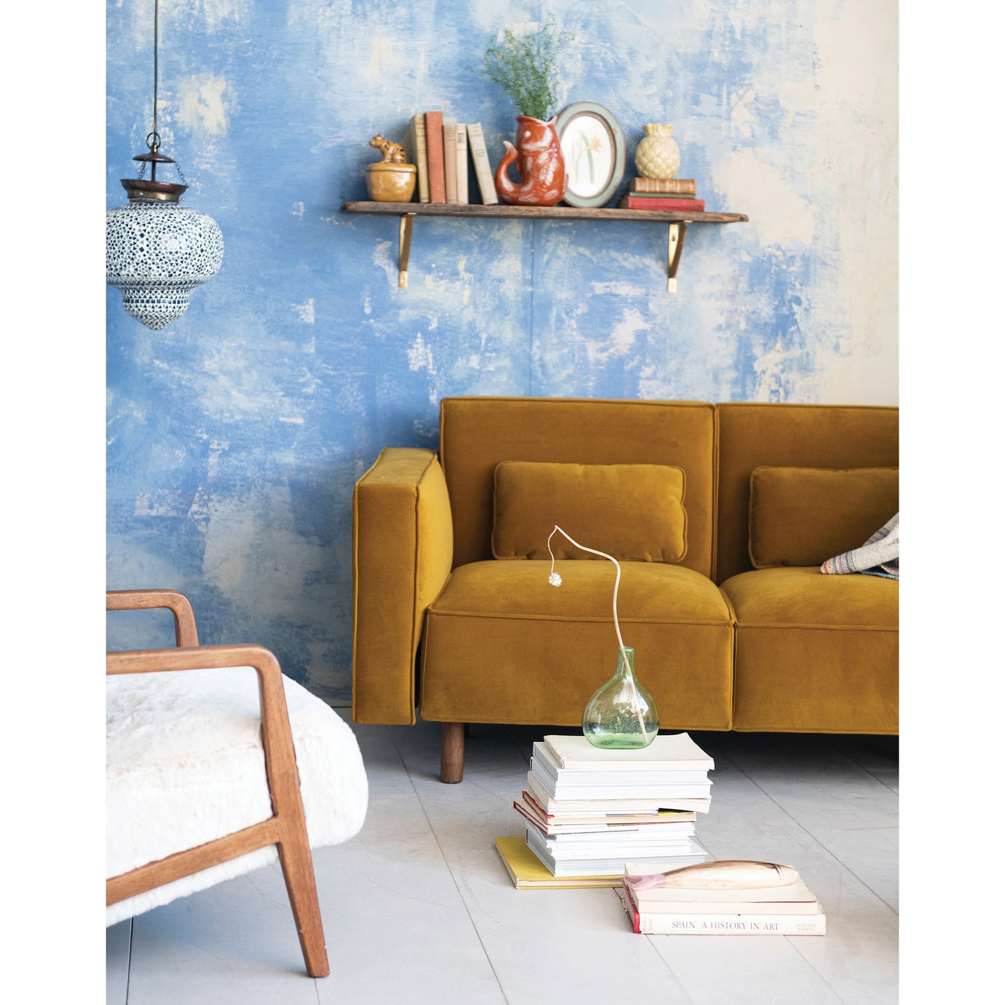 Divano rivestito in tessuto con gambe in legno, Chartreuse - 63,0 L x 32,3 W x 31,9 H