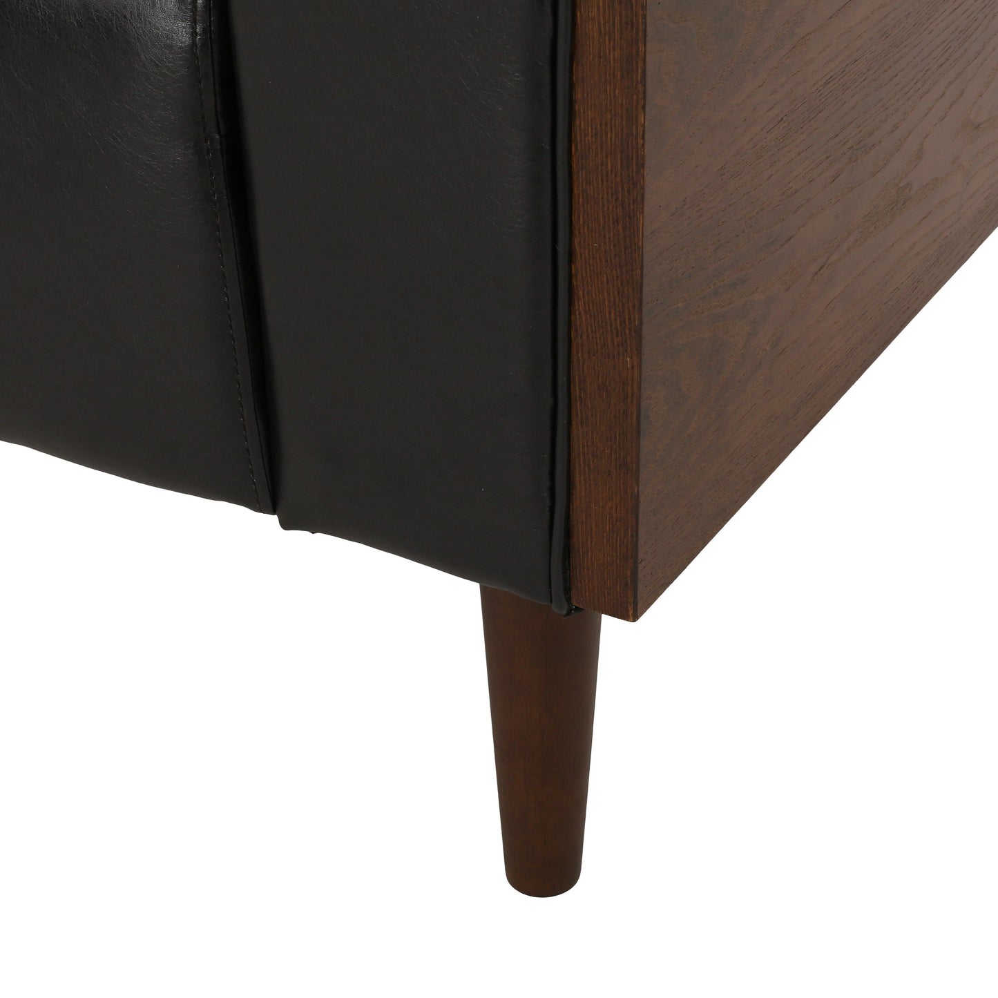 Divano moderno trapuntato Faraway con cuscini decorativi di Christopher Knight Home