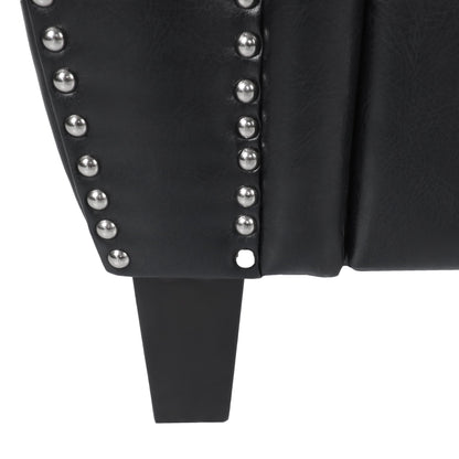 Divano a due posti in similpelle con gambe in legno di betulla e borchie