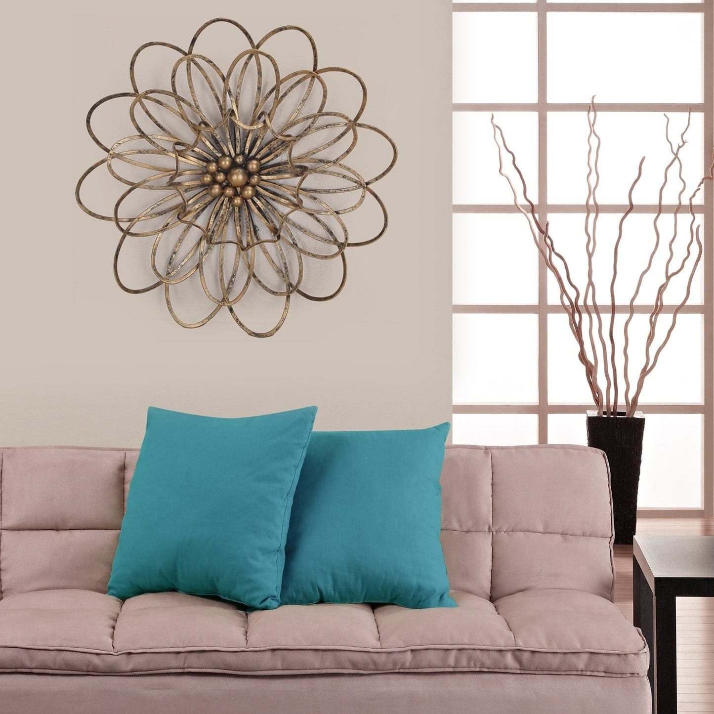 Decorazione da parete in metallo con design urbano floreale