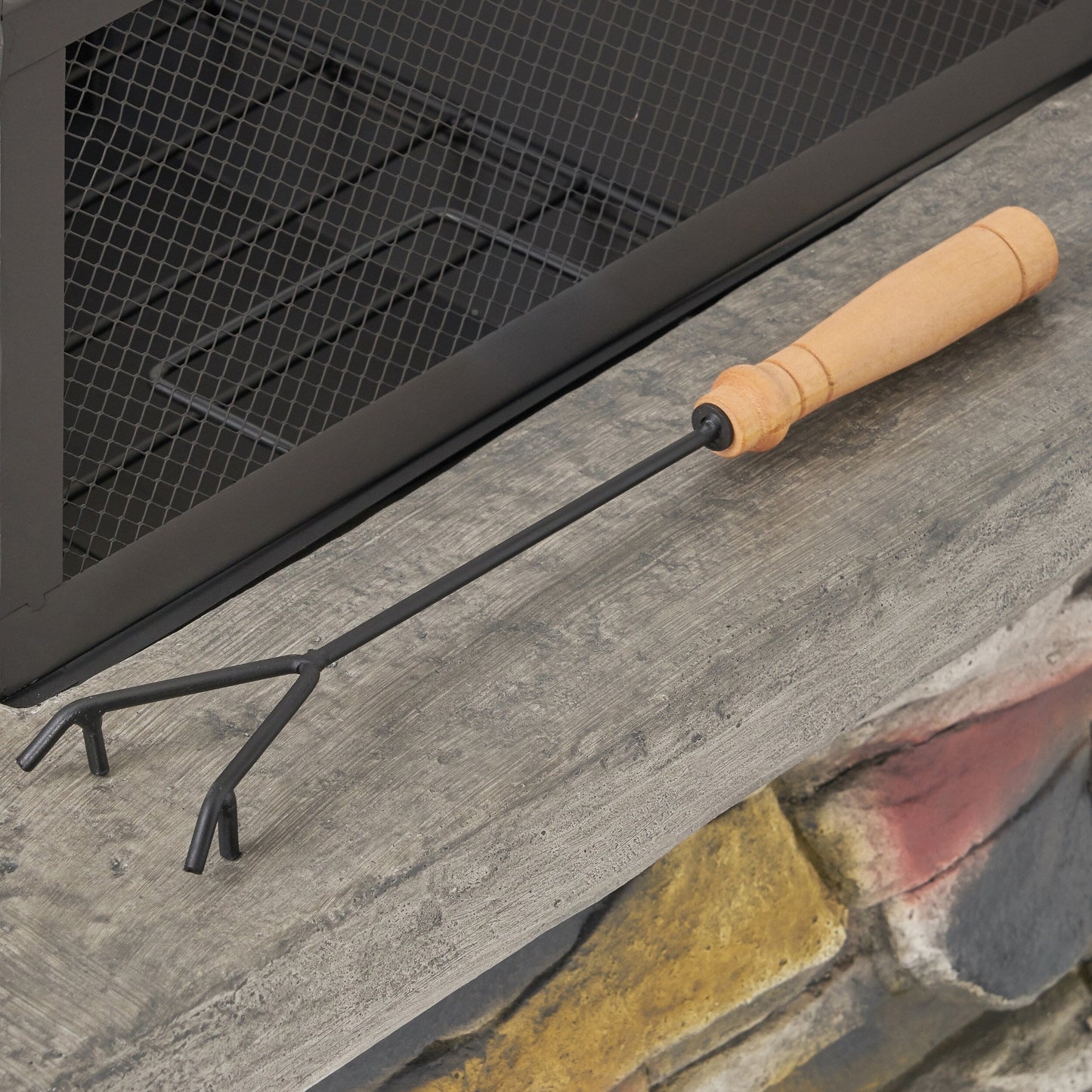 Set da esterno Folsom da 4 posti con braciere a legna di Christopher Knight Home