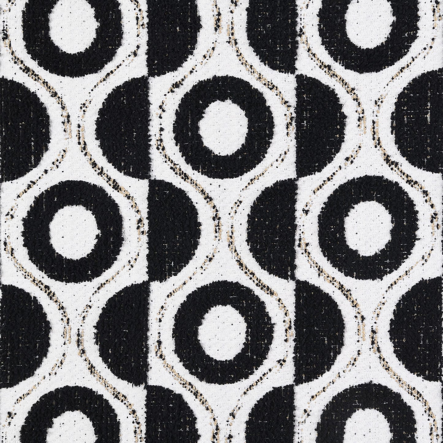 Divano Anastasia in ciniglia bianca con cuscini decorativi di Furniture of America