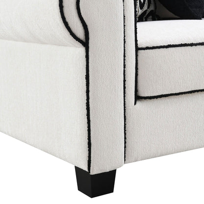 Divano Anastasia in ciniglia bianca con cuscini decorativi di Furniture of America