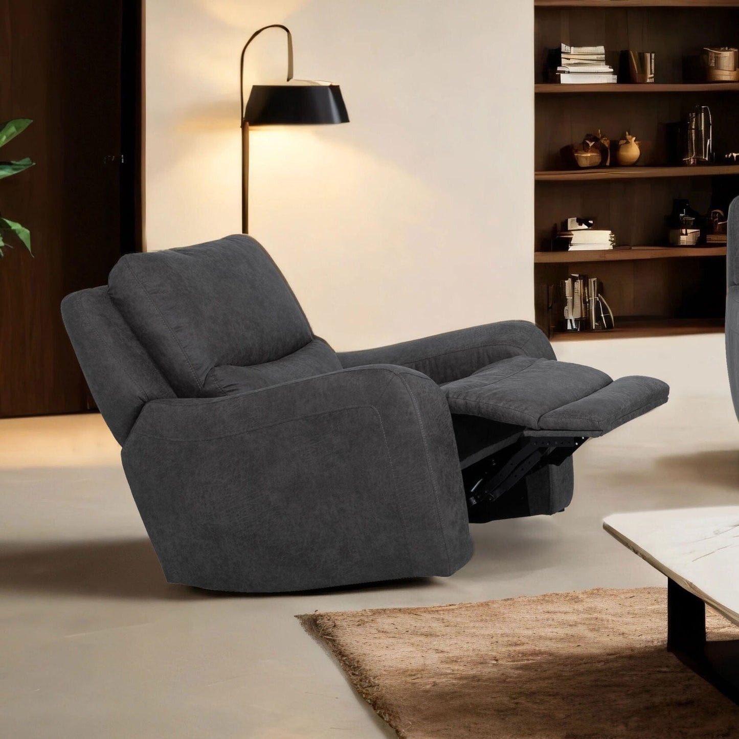 Poltrona reclinabile elettrica moderna di grandi dimensioni Evelio di Furniture of America con porte USB