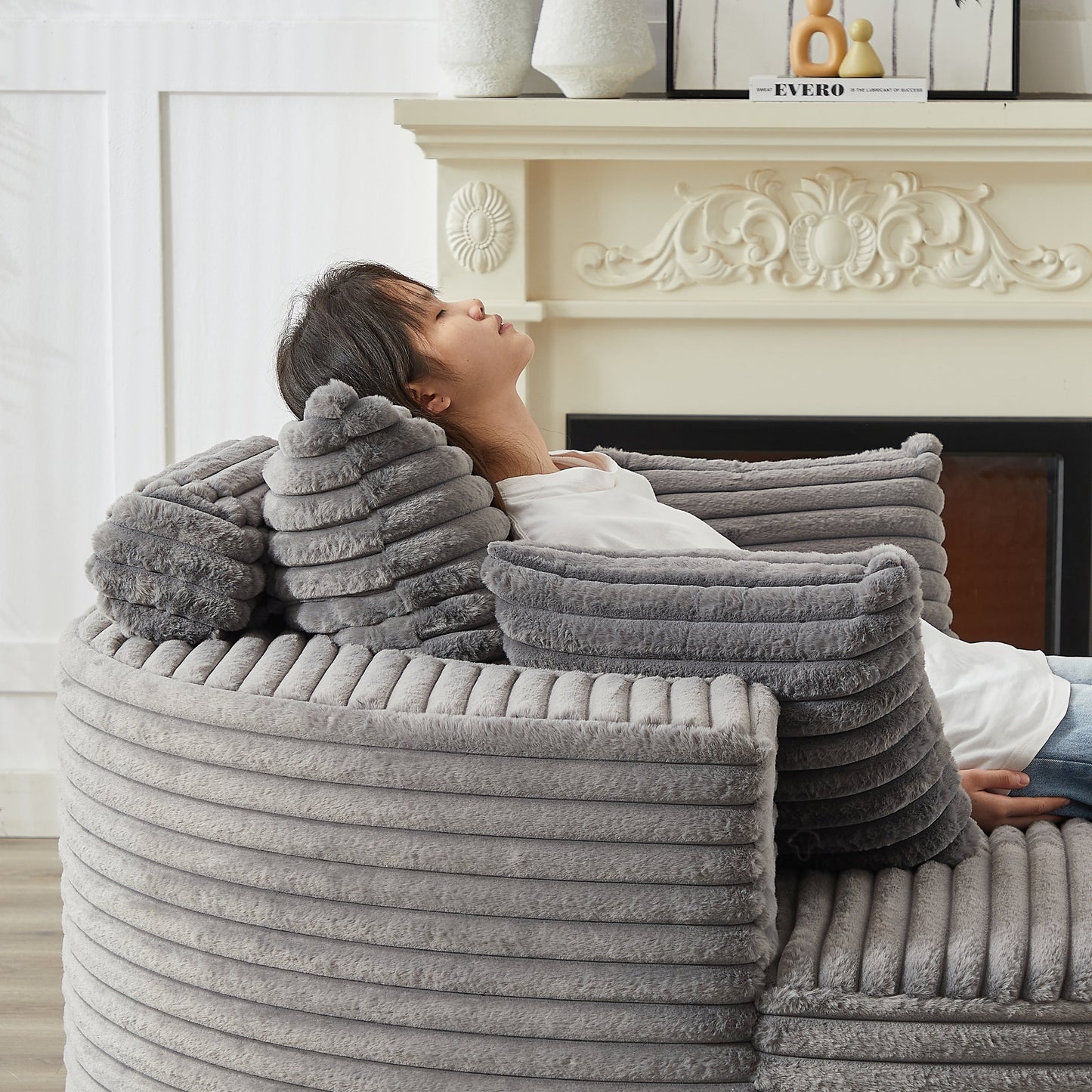 GDFStudio - Divano reclinabile singolo in velluto a coste Emberwood